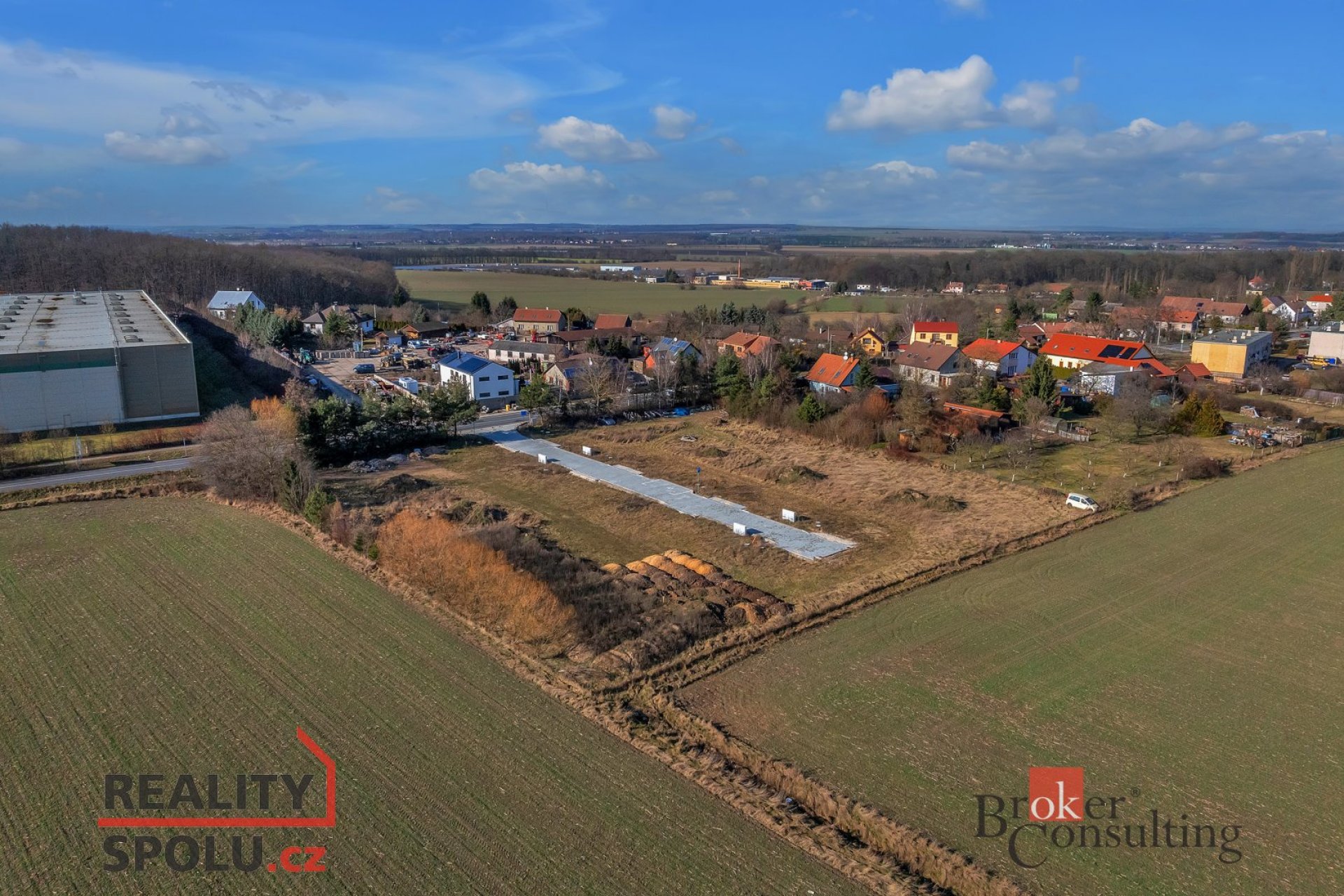 Prodej, pozemky/bydlení, 813 m2, Dobřenice , Hradec Králové [ID 83457]