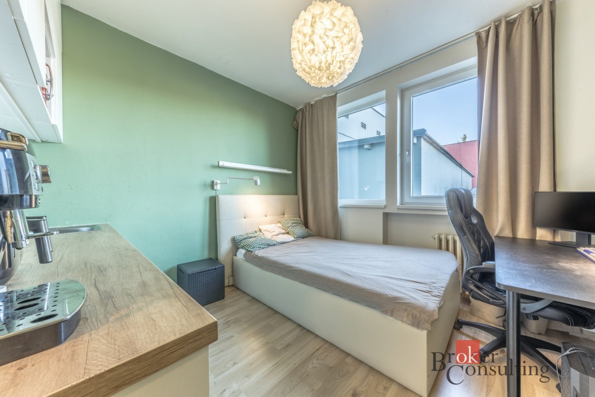 Prodej garsoniéry 17 m2, P 5 - Jinonice, ul. Peroutkova