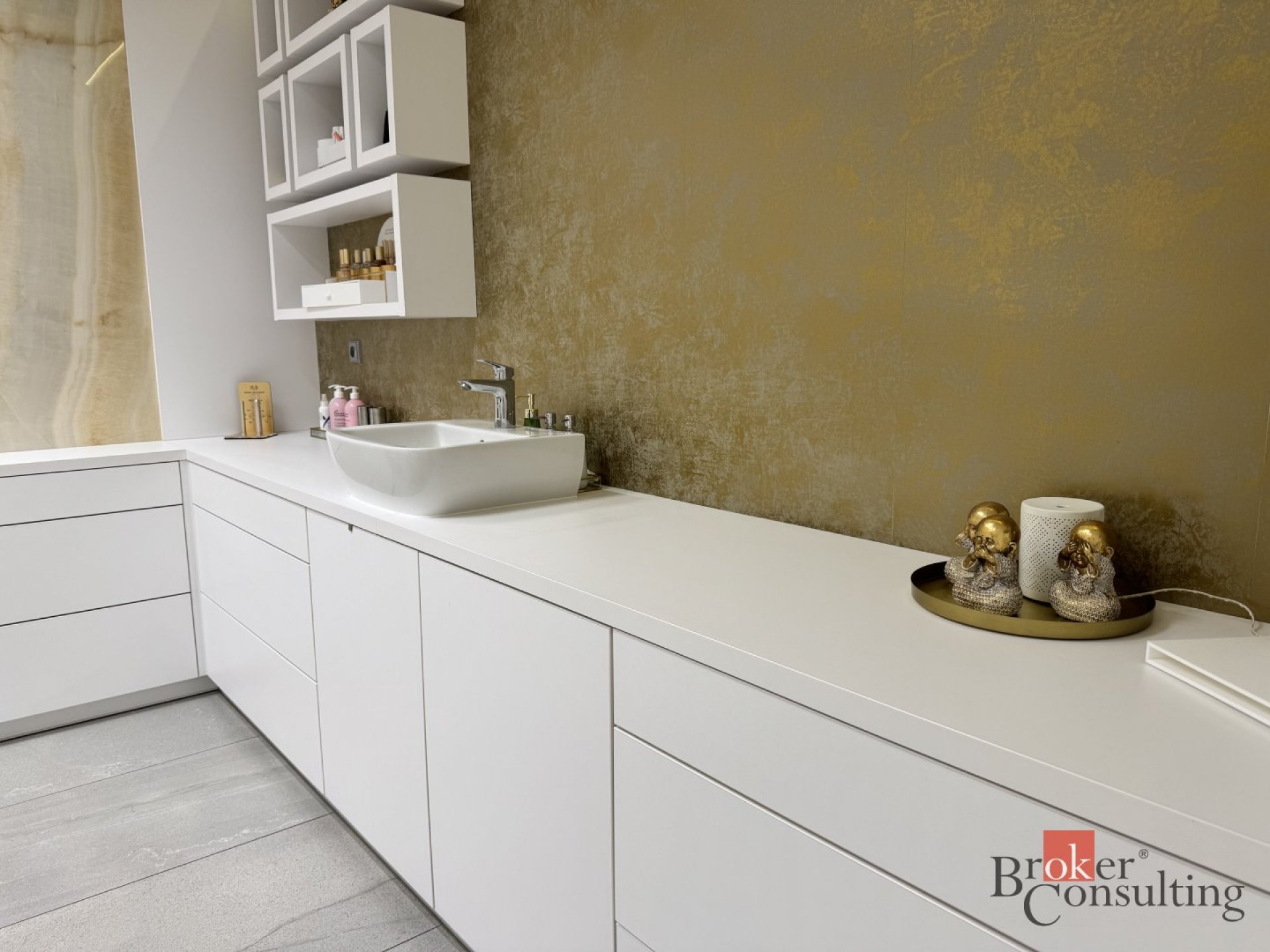 Pronájem, komerční/ostatní, 11 m2, Otýlie Beníškové 1664/14, Severní Předměstí, 30100 Plzeň 1 [ID 83