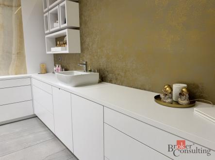 Pronájem komerčního objektu, jiný, 11 m²