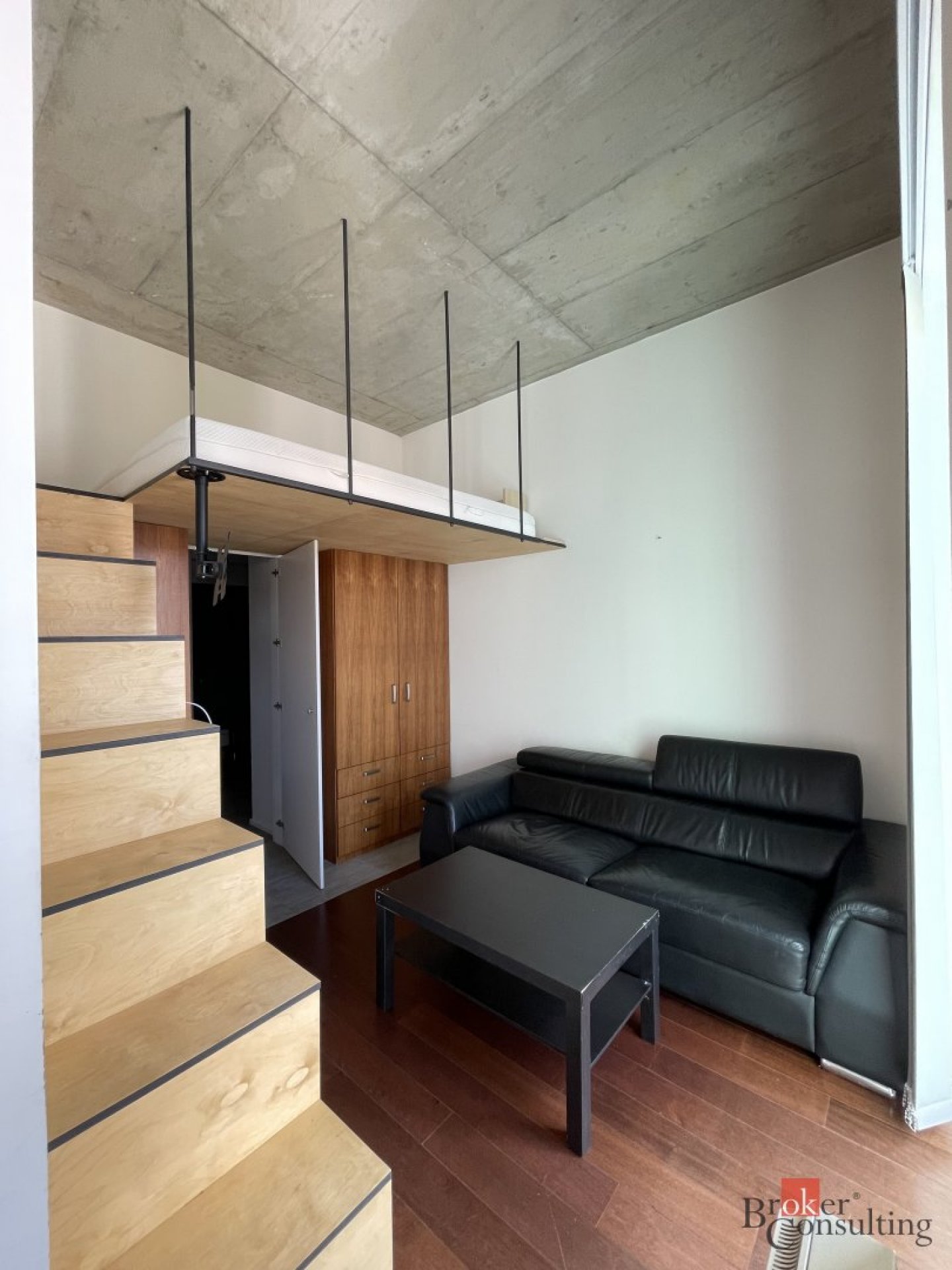 Pronájem bytu 1+kk v Praze 3 - Vinohrady, Radhošťská ul.