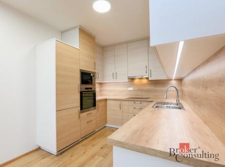 Pronájem bytu, 2+kk, 73 m²