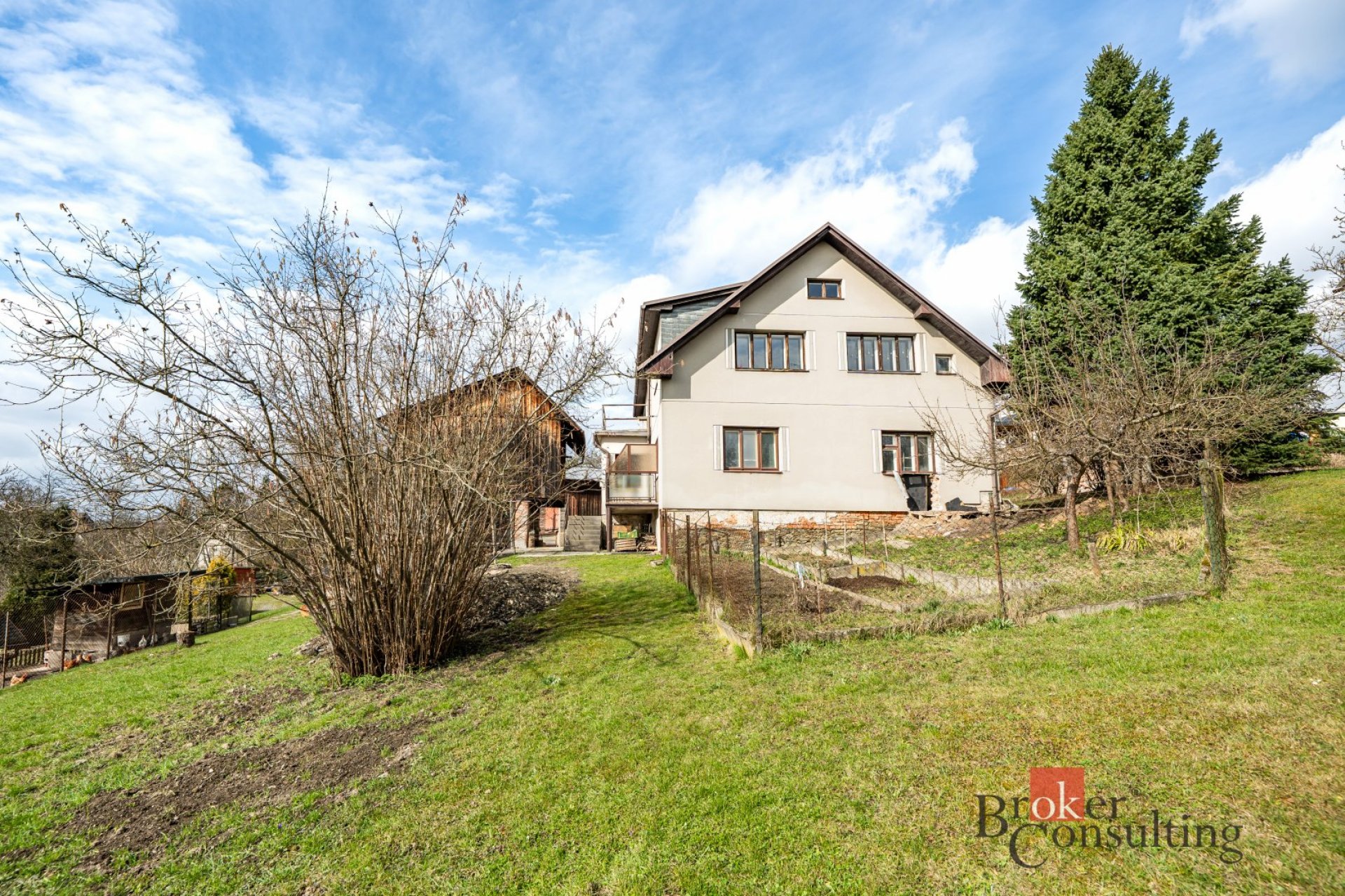 Dům, který nabízí víc než jen metry čtvereční. Nabízí možnosti.