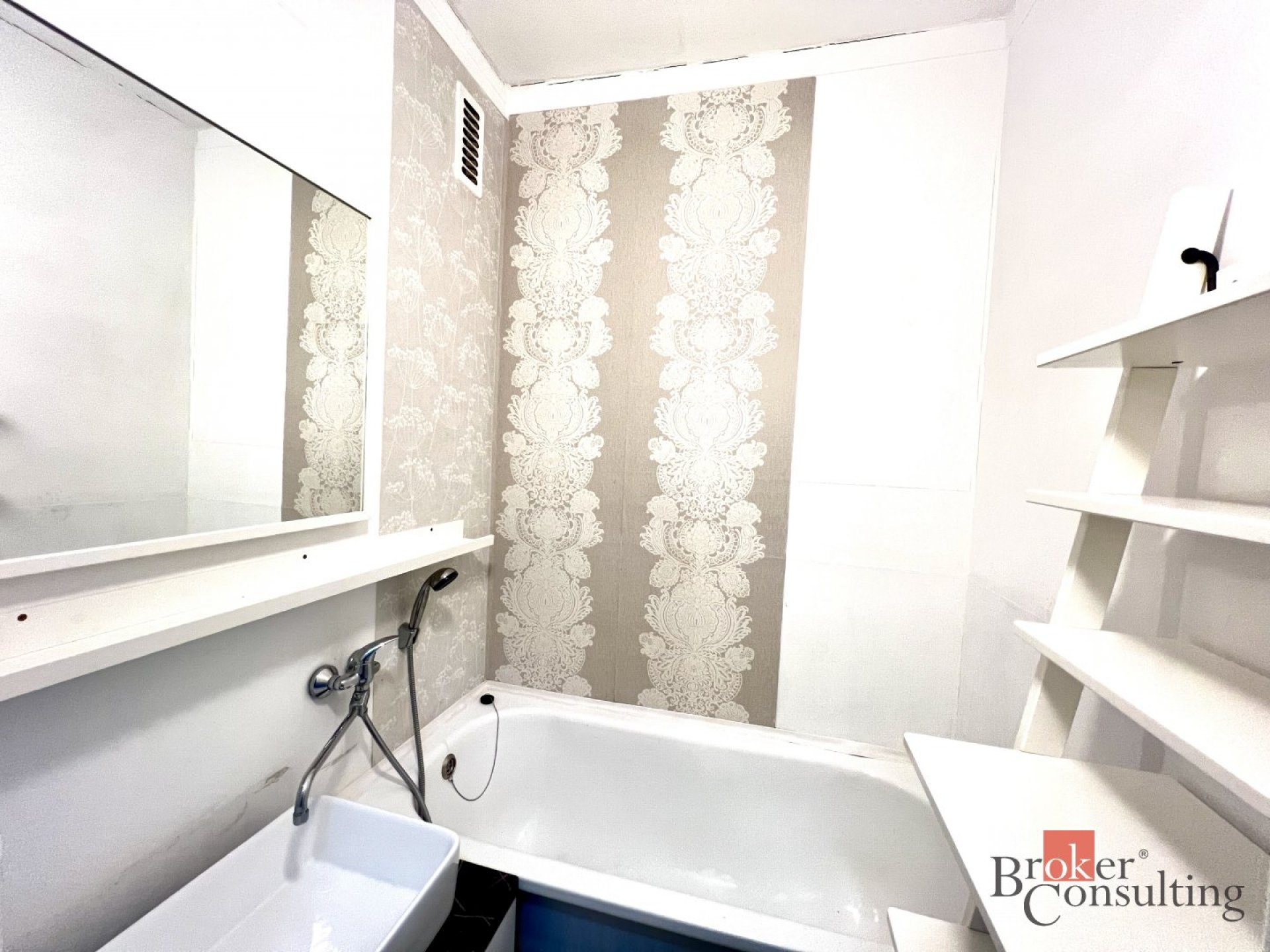 Nové nabízíme byt 1+1, 36 m² na ul. Koperníkova 678,