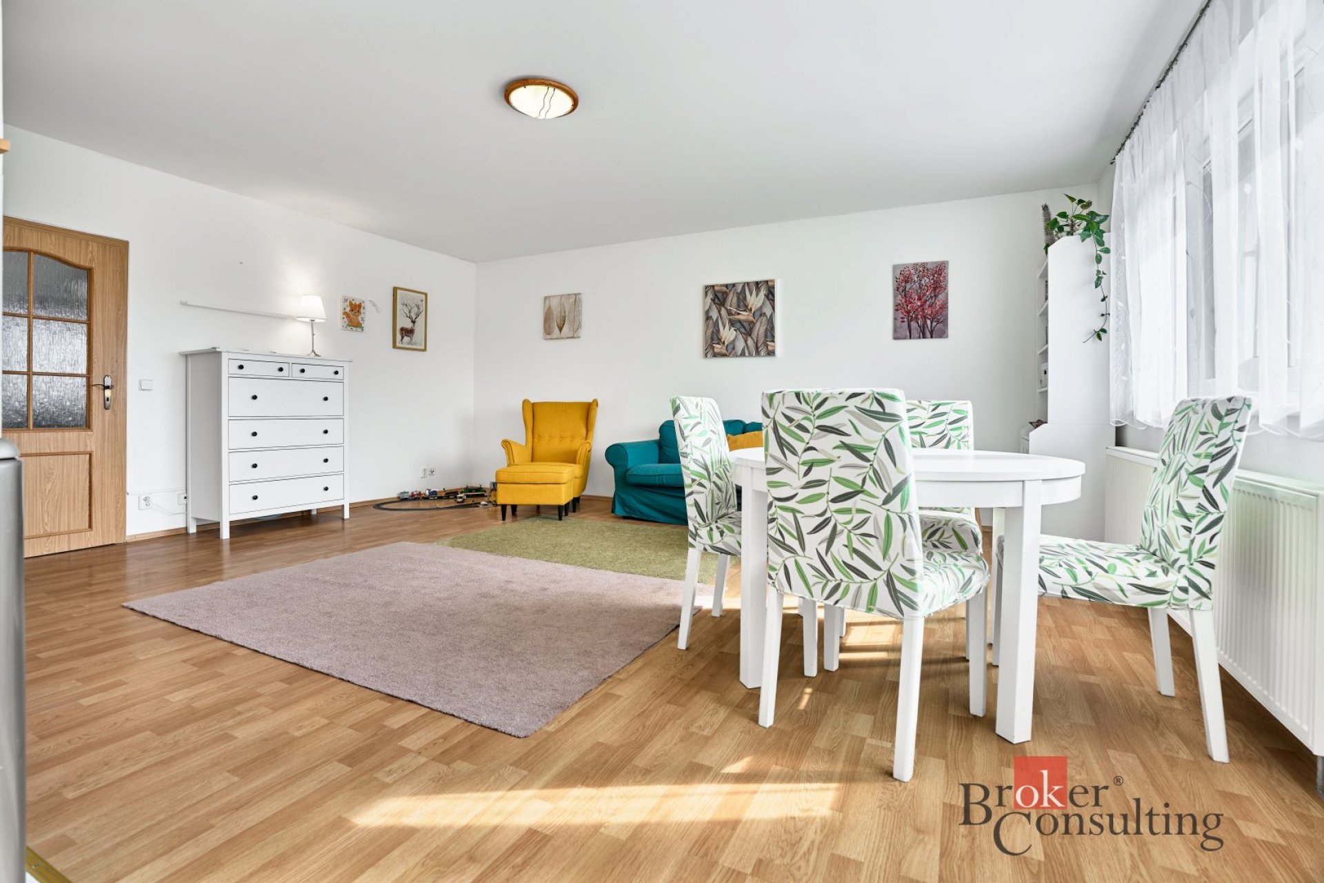 Prostorný slunný byt 3+kk - 83 m² – Karlovy Vary, Okružní