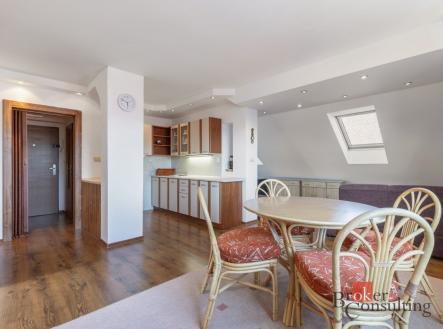 Pronájem bytu, 2+kk, 65 m²