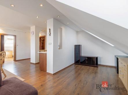 Pronájem bytu, 2+kk, 65 m²