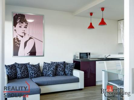 Pronájem bytu, 2+kk, 40,5 m²