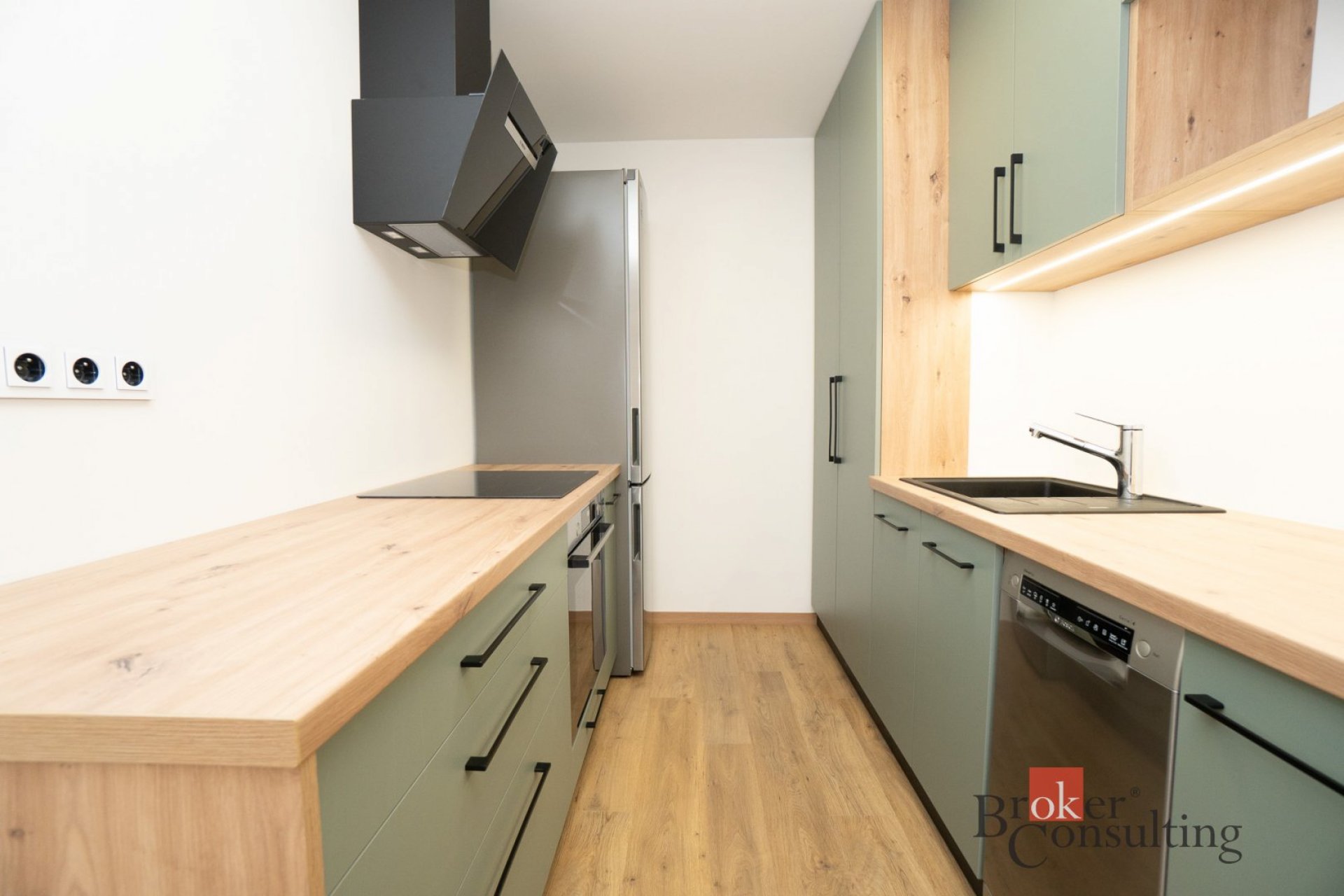 Pronájem, byty/2+kk, 48 m2, Hlaváčova 1158/14, Kobylisy, 18200 Praha 8 [ID 83854]