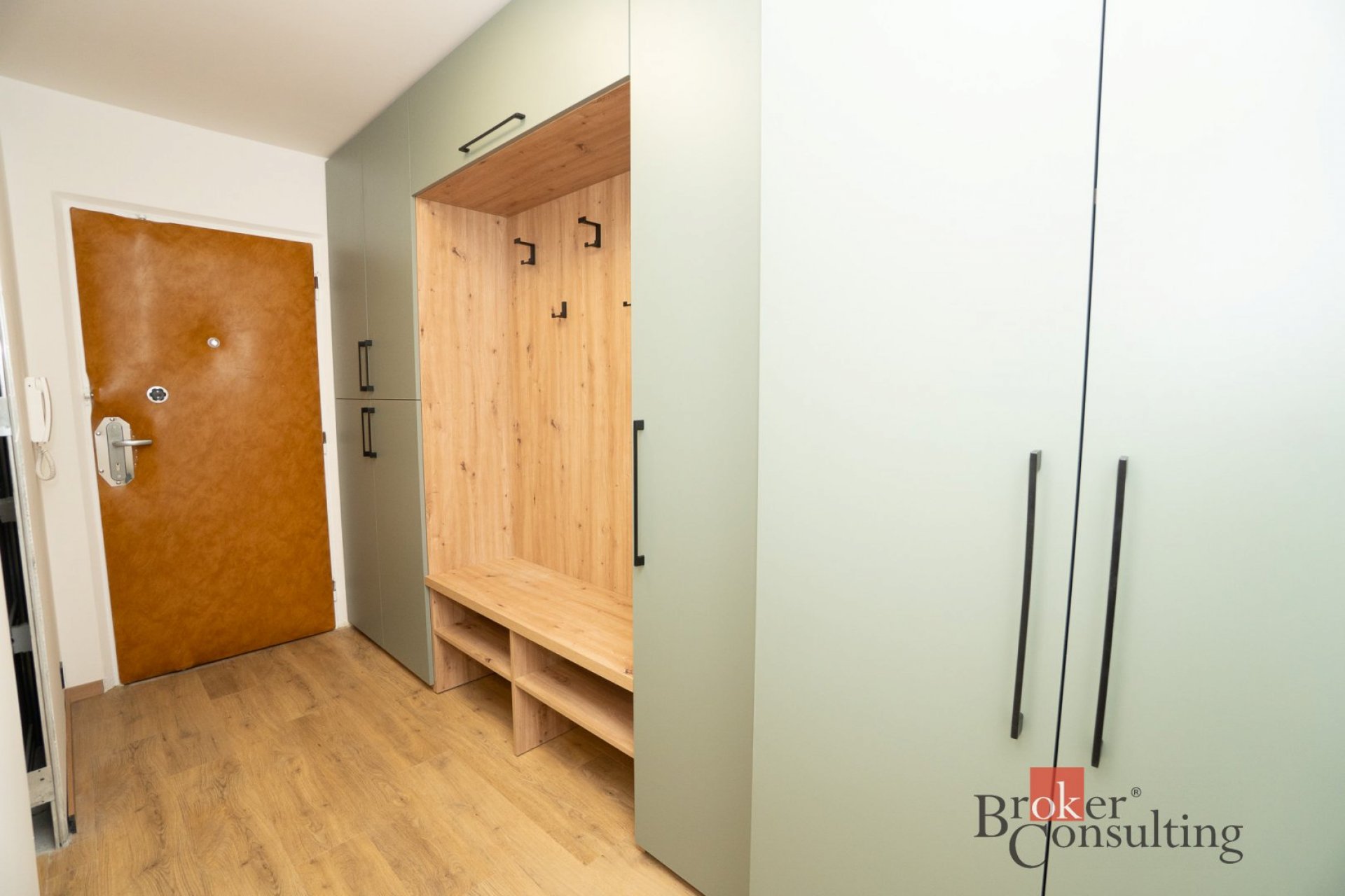 Pronájem, byty/2+kk, 48 m2, Hlaváčova 1158/14, Kobylisy, 18200 Praha 8 [ID 83854]