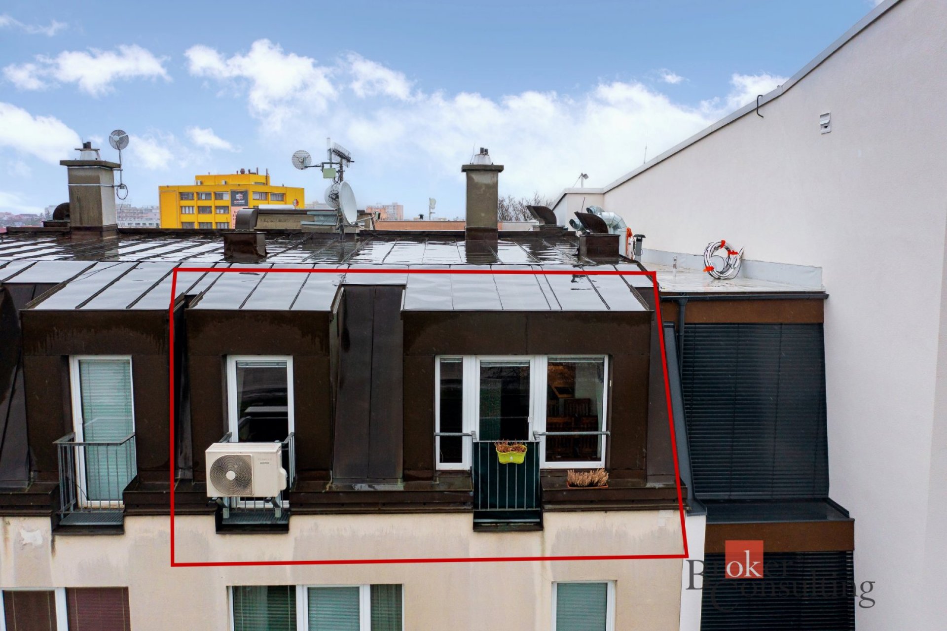 Byt, kde stále svítí slunce, 2+kk, 66,8 m², 4. NP, klimatizace, dubové podlahy, možnost koupě včetně