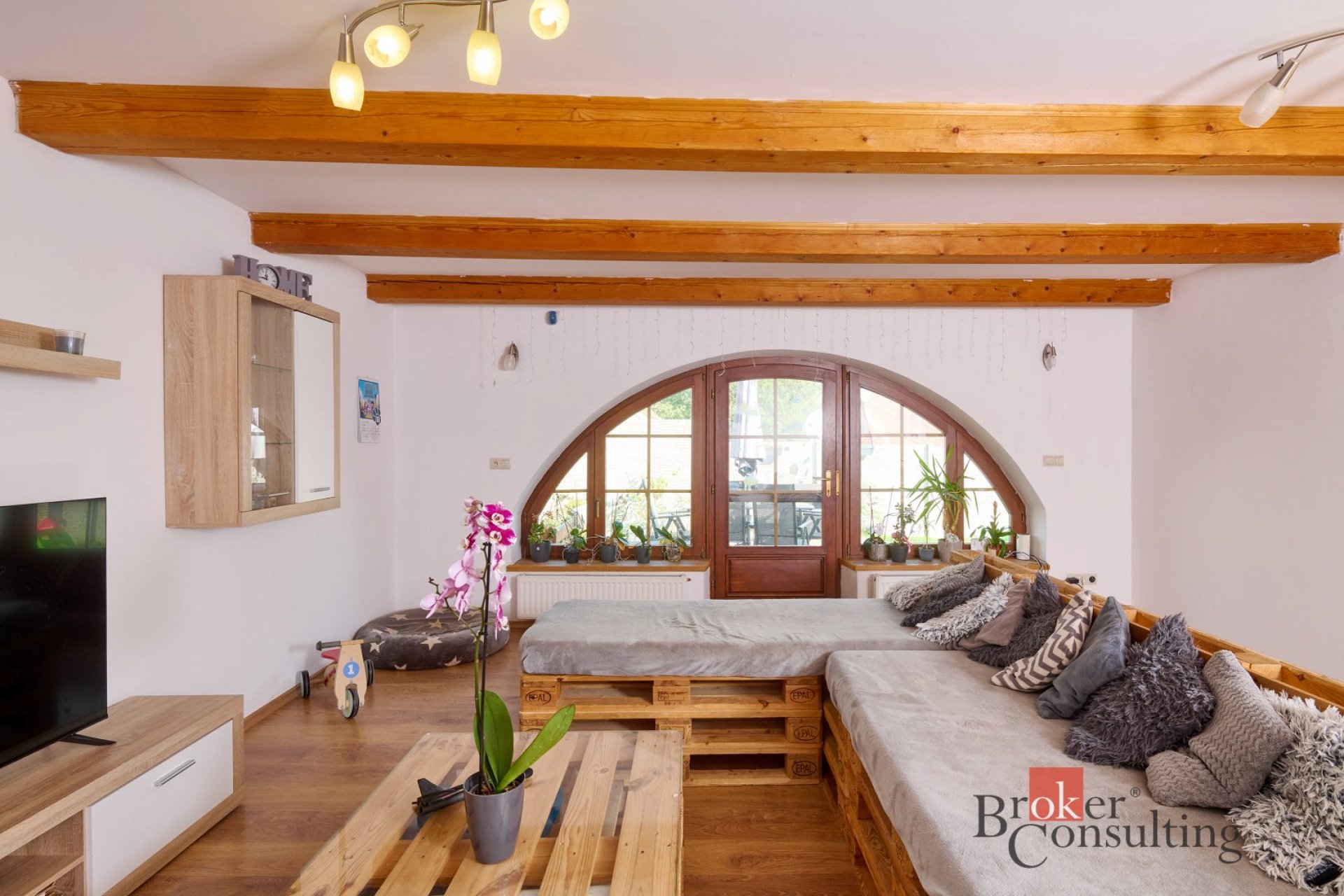 prodej rodinného domu po kompletní rekonstrukci Dobešice - Kluky u Písku