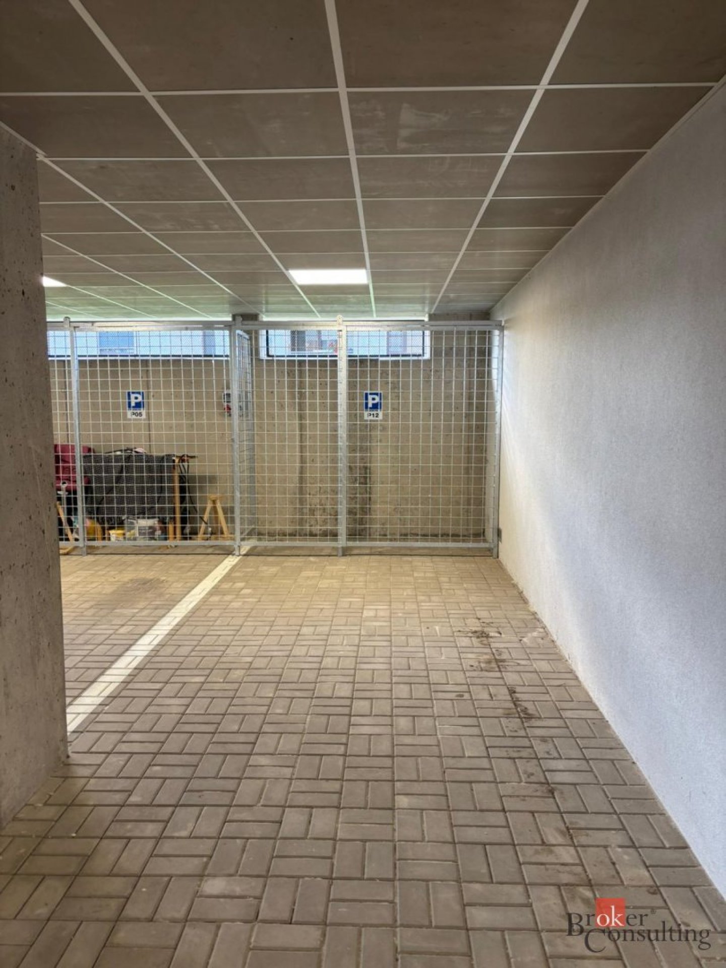 Prodej garážového stání 15 m²  ul. Pod Svahem 765