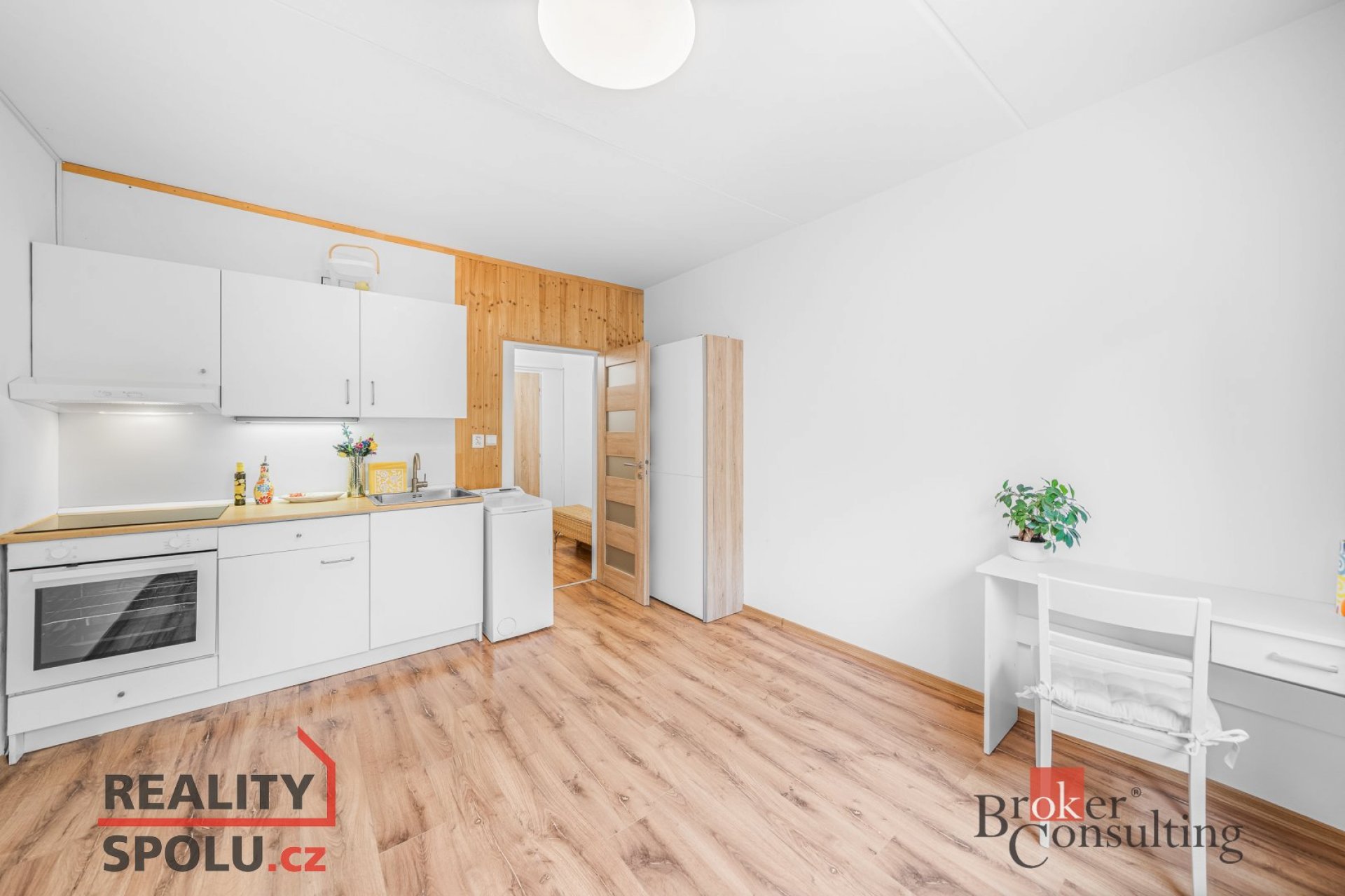 Dlouhodobý pronájem útulného bytu o dispozici 1+kk