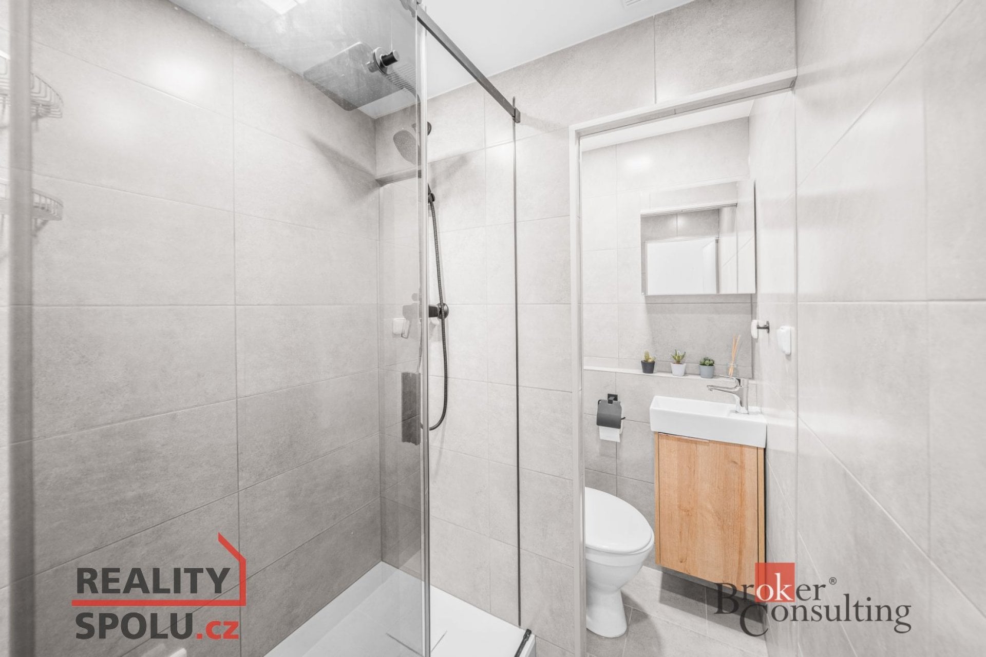 Dlouhodobý pronájem útulného bytu o dispozici 1+kk