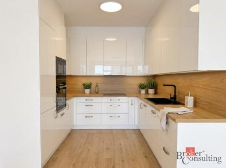 Pronájem bytu, 2+kk, 65 m²