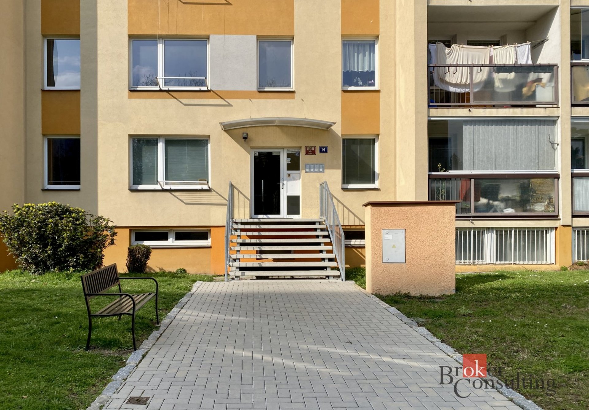 Prodej bytu 3+1, 73 m2 s věcným břemenem dožití, Praha – Hekrova