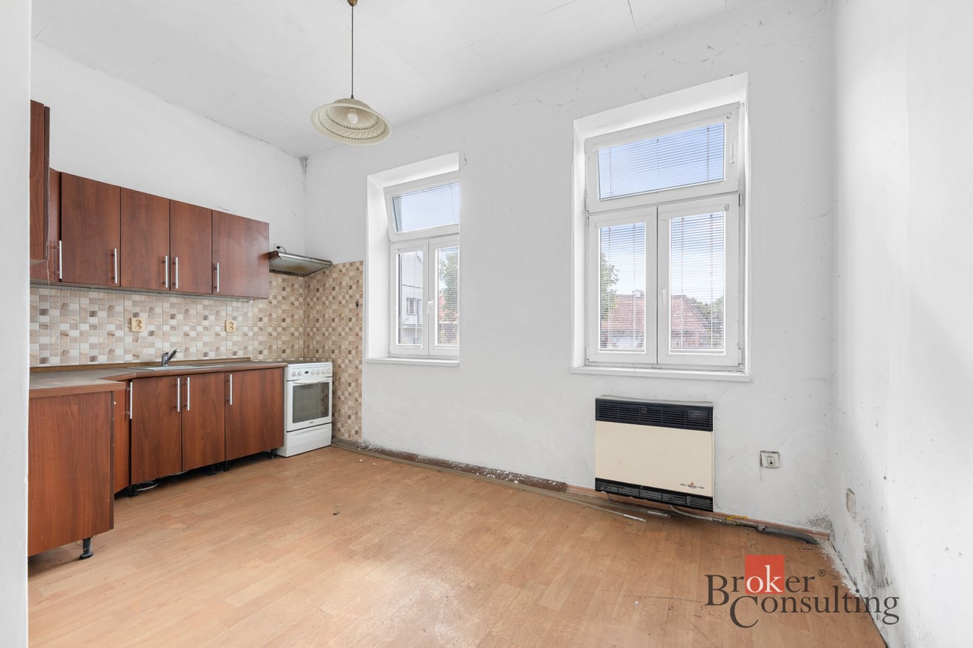 Prodej, komerční/činžovní dům, 244 m2, Krčín 180, 54901 Nové Město nad Metují, Náchod [ID 84320]