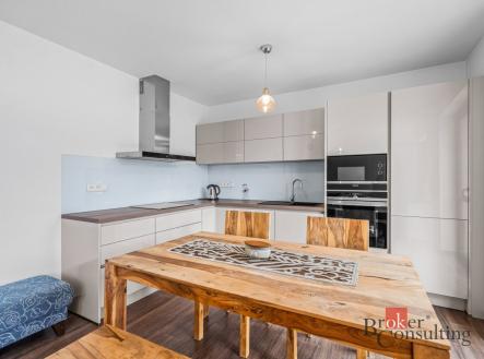 Pronájem bytu, 2+kk, 66 m²