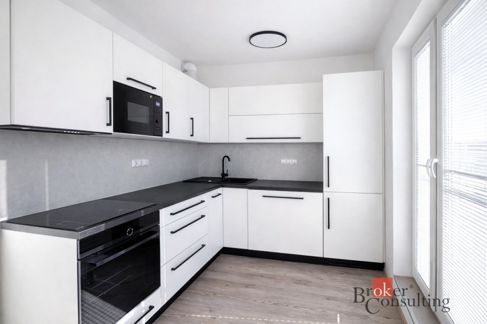 Pronájem, byty/2+kk, 49 m2, U Sportovní školy 371, Ohrazenice, 53353 Pardubice VII [ID 84347]