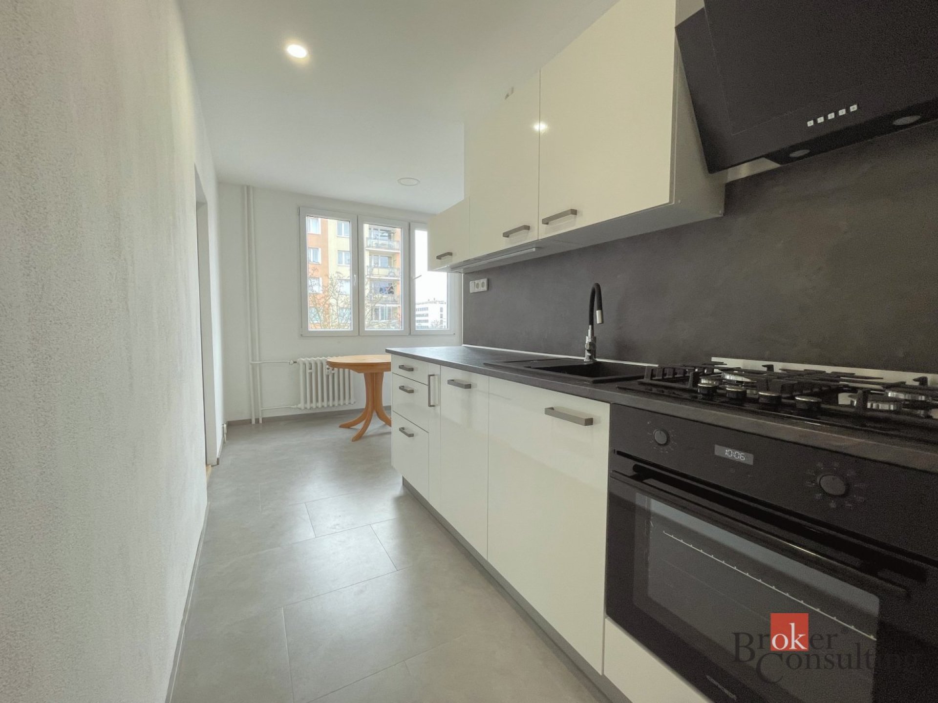 Pronájem, byt 2+1, 61 m2, Plzeň - Lobzy, ul. Pod Vrchem