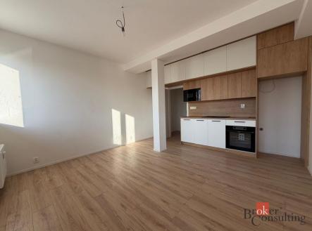 Pronájem bytu, 1+kk, 27 m²