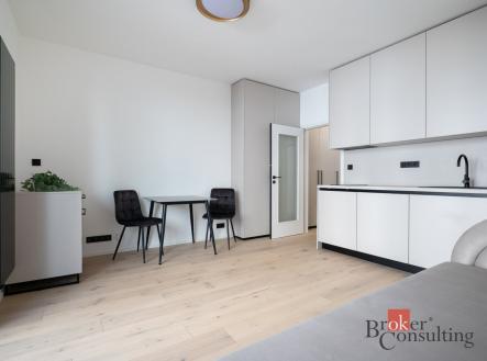 Pronájem bytu, 1+kk, 25 m²
