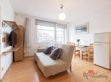 Pronájem bytu, 2+kk, 43 m²