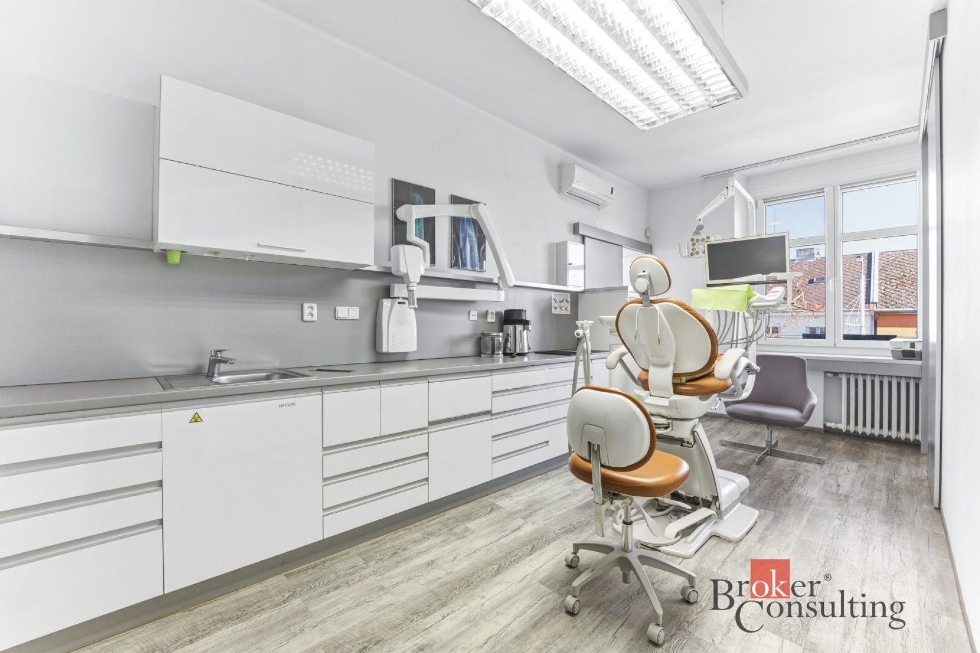 Prodej, komerční/ordinace, 395 m2, Hradec Králové  [ID 82093]