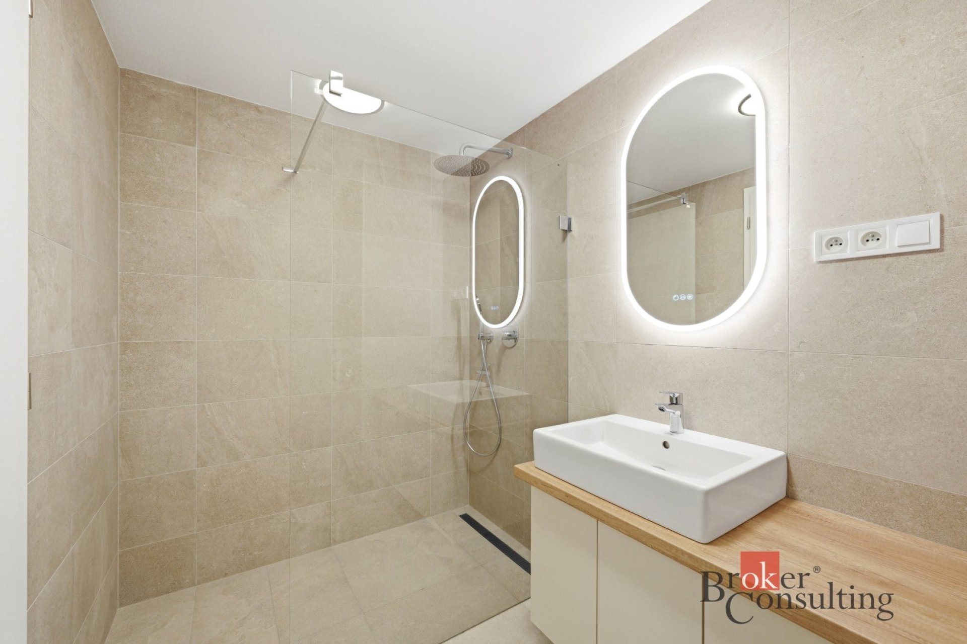 Nabízíme k pronájmu byt o dispozici 2kk v developerském projektu Icon Park