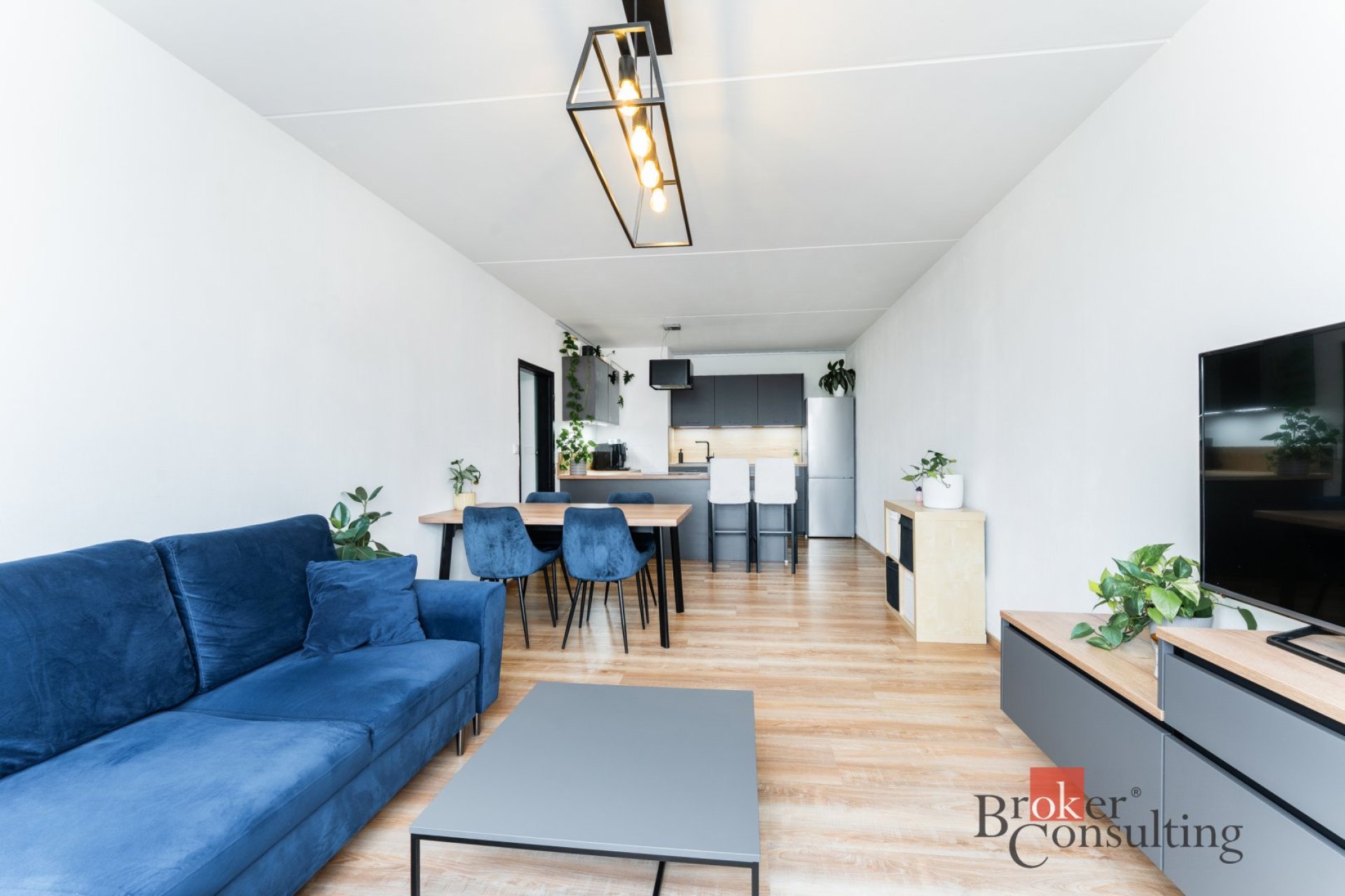 Moderní byt 3+kk s výhledem, Praha – Troja, 69 m²