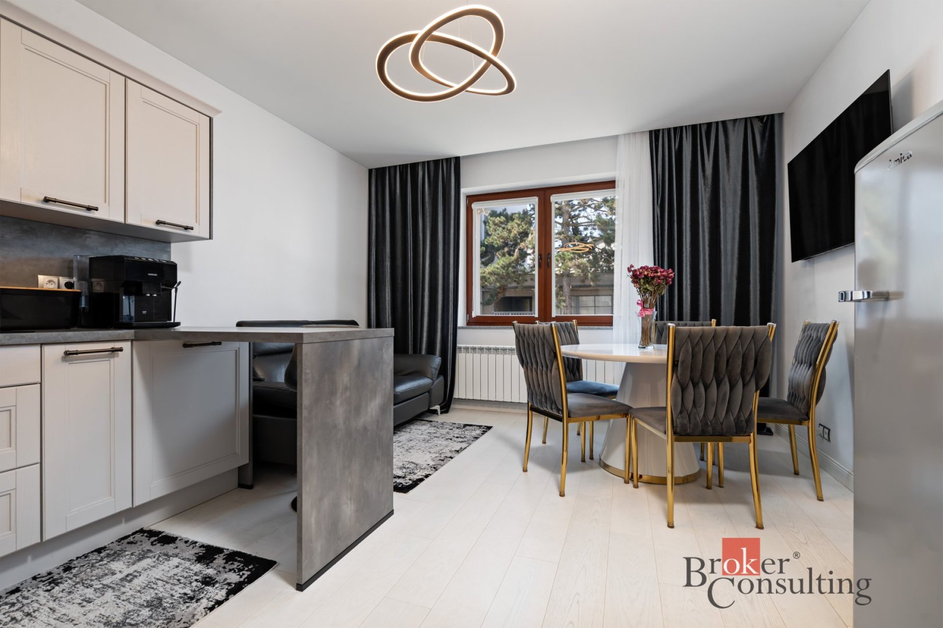 Prodej poloviny rodinného domu s 2 byty, U Cvičiště, Plzeň - Doubravka