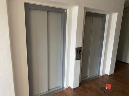 Pronájem bytu, 1+kk, 28 m²