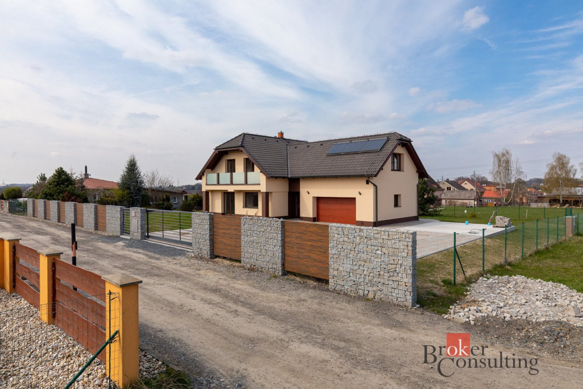 Prodej rodinného domu 295 m2, pozemek 2375 m2. Dětmarovice