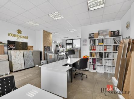 Prodej komerčního objektu, jiný, 66 m²