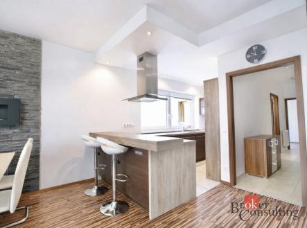 Pronájem bytu, 3+kk, 66 m²