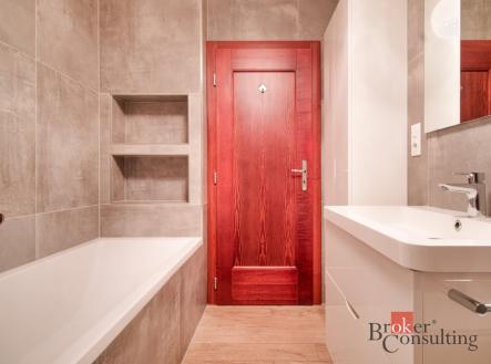 Pronájem bytu, 3+1, 98 m²