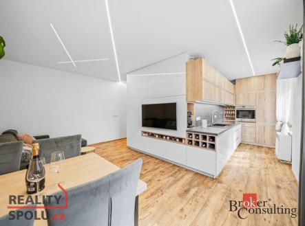 Pronájem bytu, 2+1, 58,53 m²