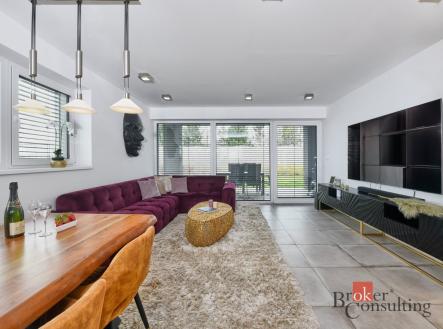 Pronájem domu/vily, 180 m²