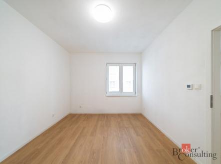 Pronájem bytu, 2+kk, 37 m²