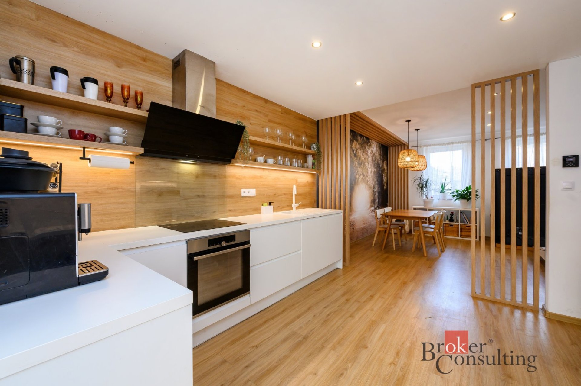 Rekonstruovaný RD 5kk spolu s bytem 1+1 a velkou terasou