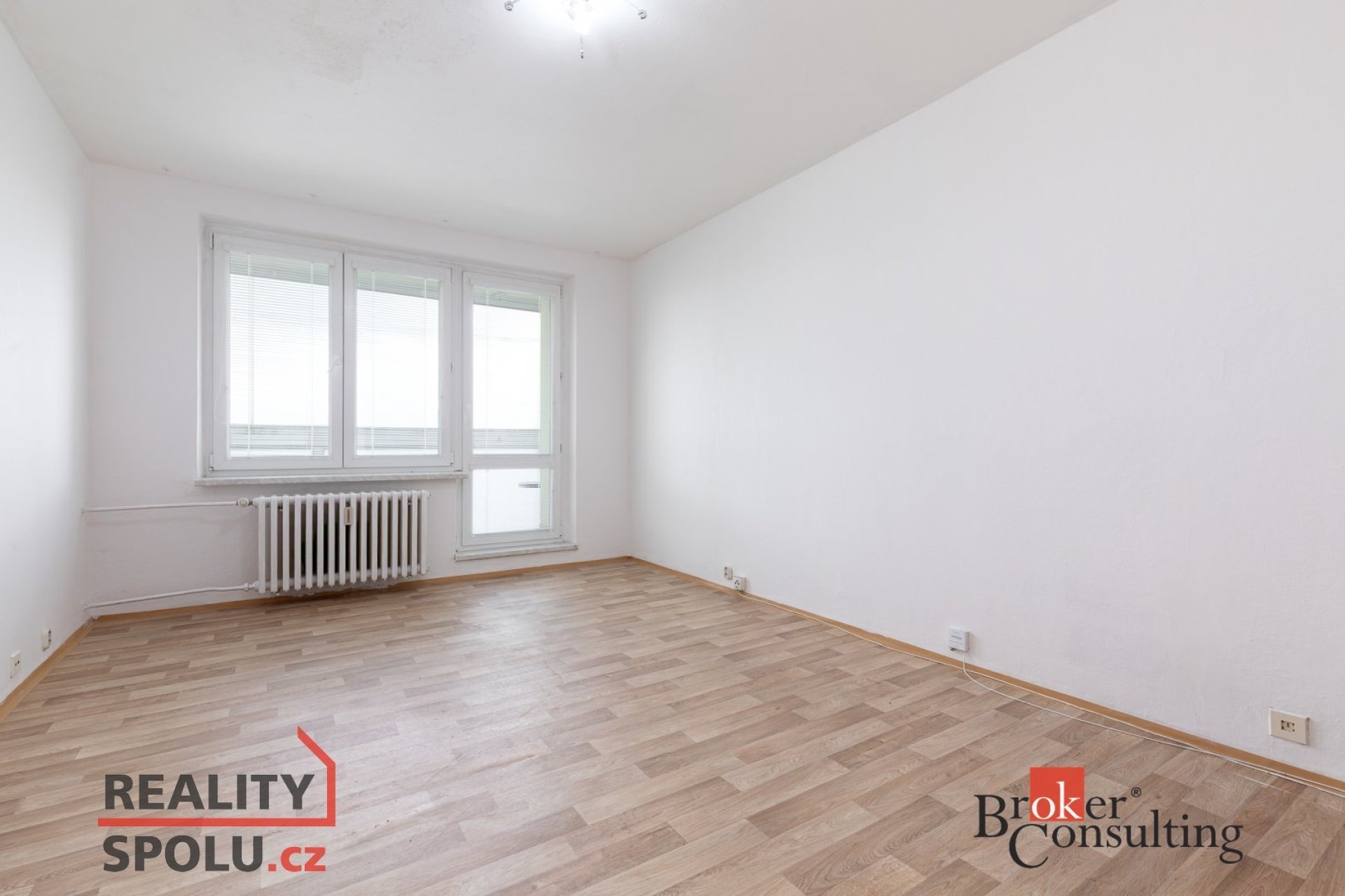Pronájem, byty/1+kk, 27 m2, Výškovická 428/159, 70030 Ostrava, Ostrava-město [ID 84772]