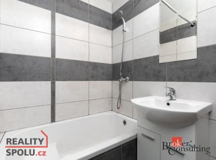 Pronájem bytu, 1+kk, 27 m²