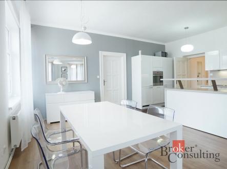 Pronájem bytu, 4+kk, 130 m²