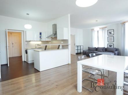 Pronájem bytu, 4+kk, 130 m²