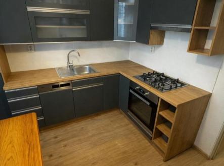 Pronájem bytu, 3+1, 70 m²