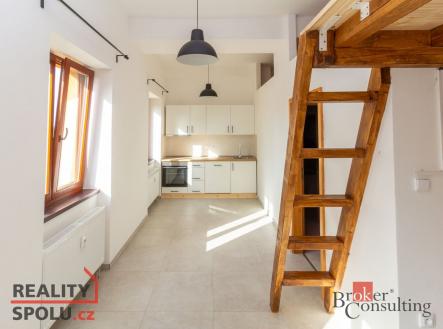 Pronájem bytu, 1+kk, 31,1 m²