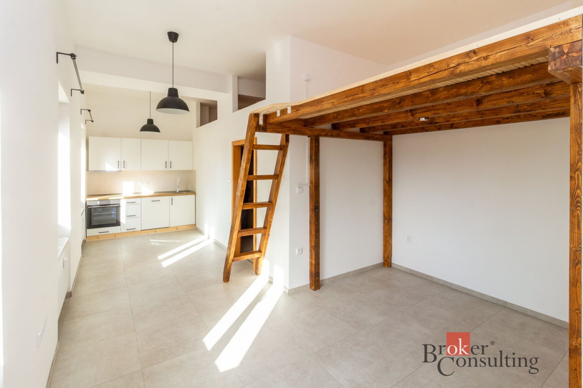 Pronájem 1+KK, 31,1 m2