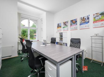 Pronájem komerčního objektu, administrativní budova, 80 m²