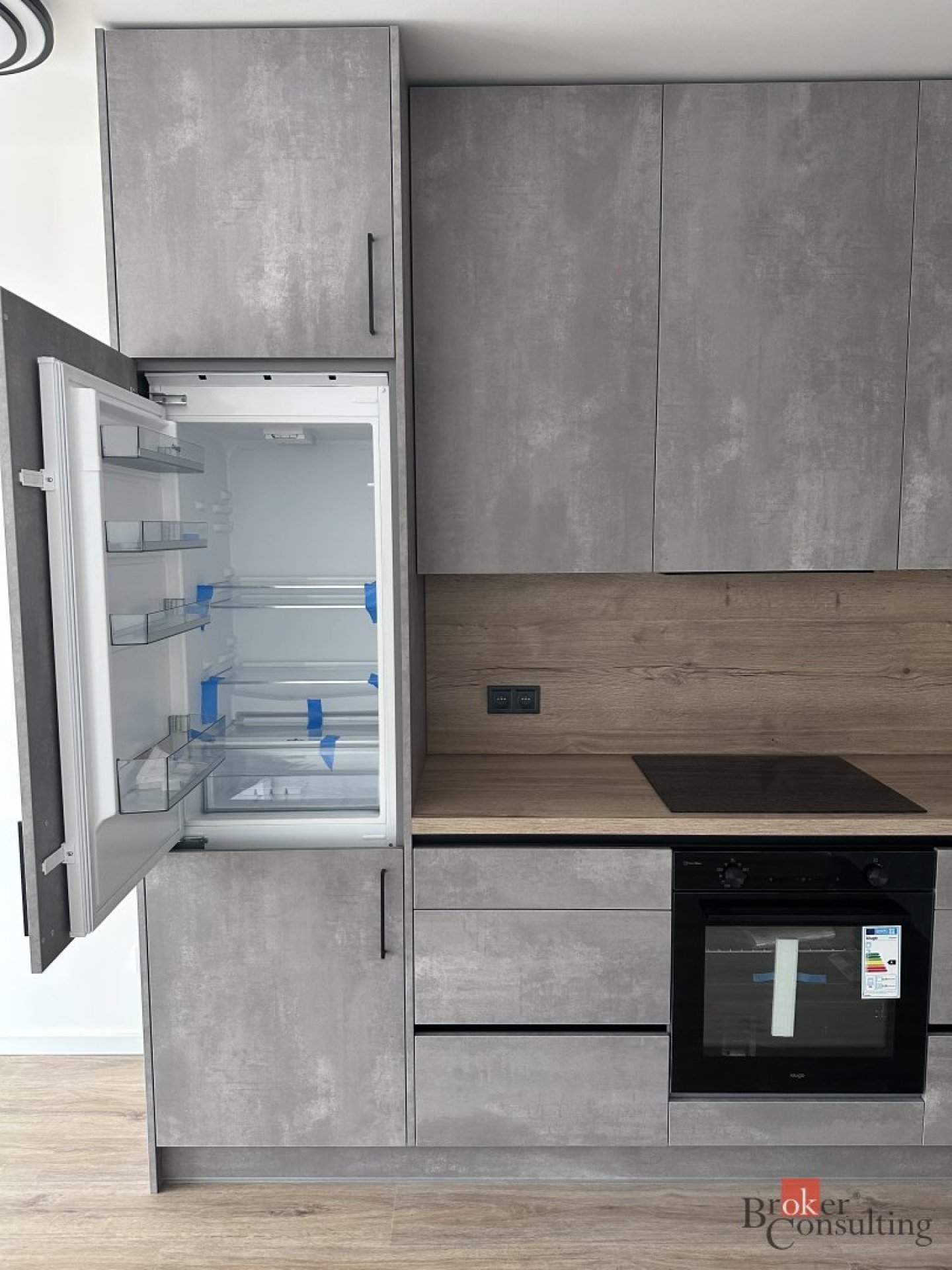 Pronájem bytu 2kk s balkonem a parkovacím stáním